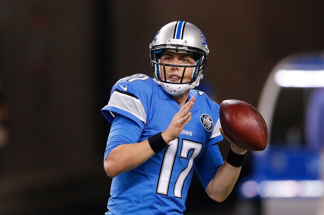 DETROIT, MI - AUGUST 13: Kellen Moore #17 of the Detroit Lions drops back to pass during the second quarter of the preseason game against the New York Jets on August 13, 2015 at Ford Field Detroit, Michigan. The Lions defeated the Jets 23-3.  (Photo by Leon Halip/Getty Images)