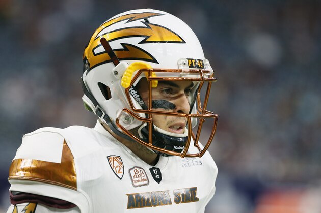 HOUSTON, TX - SEPTEMBER 05:  Mike Bercovici #2 of the Arizona State Sun Devils works out on the field before the start of their game against the Texas A&M Aggies during the Advocare Texas Kickoff at NRG Stadium on September 5, 2015 in Houston, Texas.  (Photo by Scott Halleran/Getty Images)