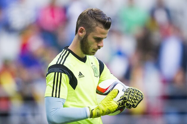 OVIEDO, SPAIN - SEPTEMBER 05:  David De Gea of Spain reacts on prior to the start the Spain v Slovakia EURO 2016 Qualifier at Carlos Tartiere on September 5, 2015 in Oviedo, Spain.  (Photo by Juan Manuel Serrano Arce/Getty Images)
