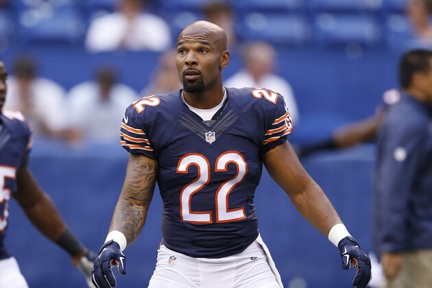INDIANAPOLIS, IN - AUGUST 22: Matt Forte #22 of the Chicago Bears looks on during a preseason game against the Indianapolis Colts at Lucas Oil Stadium on August 22, 2015 in Indianapolis, Indiana. The Bears defeated the Colts 23-11. (Photo by Joe Robbins/Getty Images)