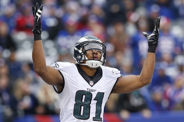 Philadelphia Eagles' Jordan Matthews (81) celebrates after scoring a touchdown during the first half of an NFL football game against the New York Giants Sunday, Dec. 28, 2014, in East Rutherford.  (AP Photo/Kathy Willens)