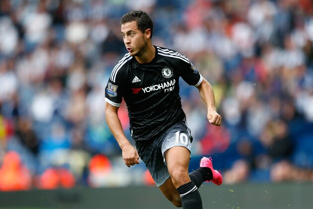 WEST BROMWICH, ENGLAND - AUGUST 23:  Eden Hazard of Chelsea in action during the Barclays Premier League match between West Bromwich Albion and Chelsea at the Hawthorns on August 23, 2015 in West Bromwich, United Kingdom.  (Photo by Julian Finney/Getty Images)
