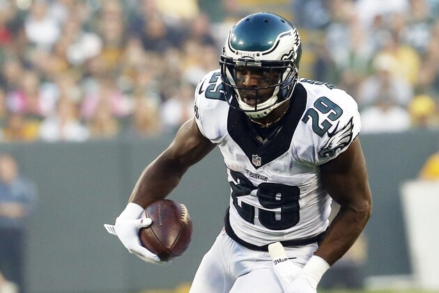 Philadelphia Eagles' DeMarco Murray runs during the first half of an NFL football game against the Green Bay Packers Saturday, Aug. 29, 2015, in Green Bay, Wis. (AP Photo/Mike Roemer)