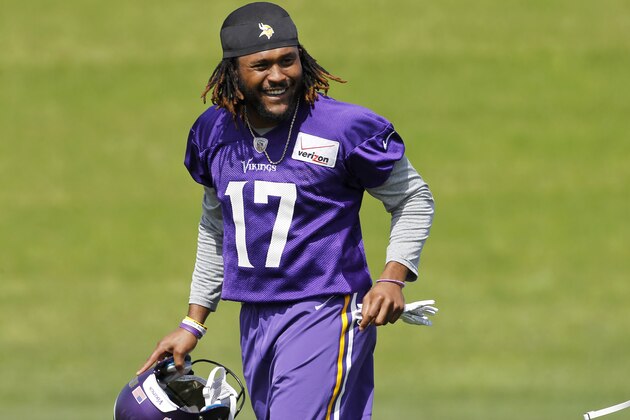 Minnesota Vikings wide receiver Jarius Wright (17) smiles at a teammate during NFL football minicamp in Eden Prairie, Minn., Thursday, June 18, 2015. (AP Photo/Ann Heisenfelt) Minnesota Vikings wide receiver Jarius Wright (17) smiles at a teammate during NFL football minicamp in Eden Prairie, Minn., Thursday, June 18, 2015. (AP Photo/Ann Heisenfelt)