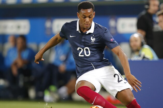 France's Anthony Martial, controls the ball during a friendly soccer match France against Serbia at Matmut Atlantique stadium  in Bordeaux, western France, Monday, Sept. 7, 2015. (AP Photo/Michel Euler)