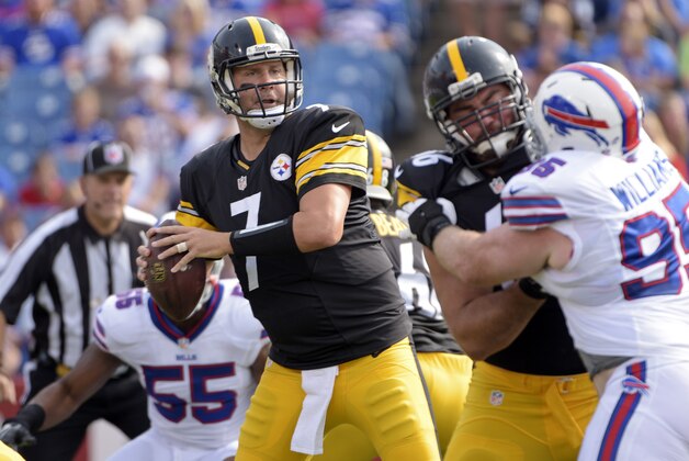 Pittsburgh Steelers quarterback Ben Roethlisberger (7) passes against the Buffalo Bills during the first half of a preseason NFL football game on Saturday, Aug. 29, 2015, in Orchard Park, N.Y. (AP Photo/Gary Wiepert)