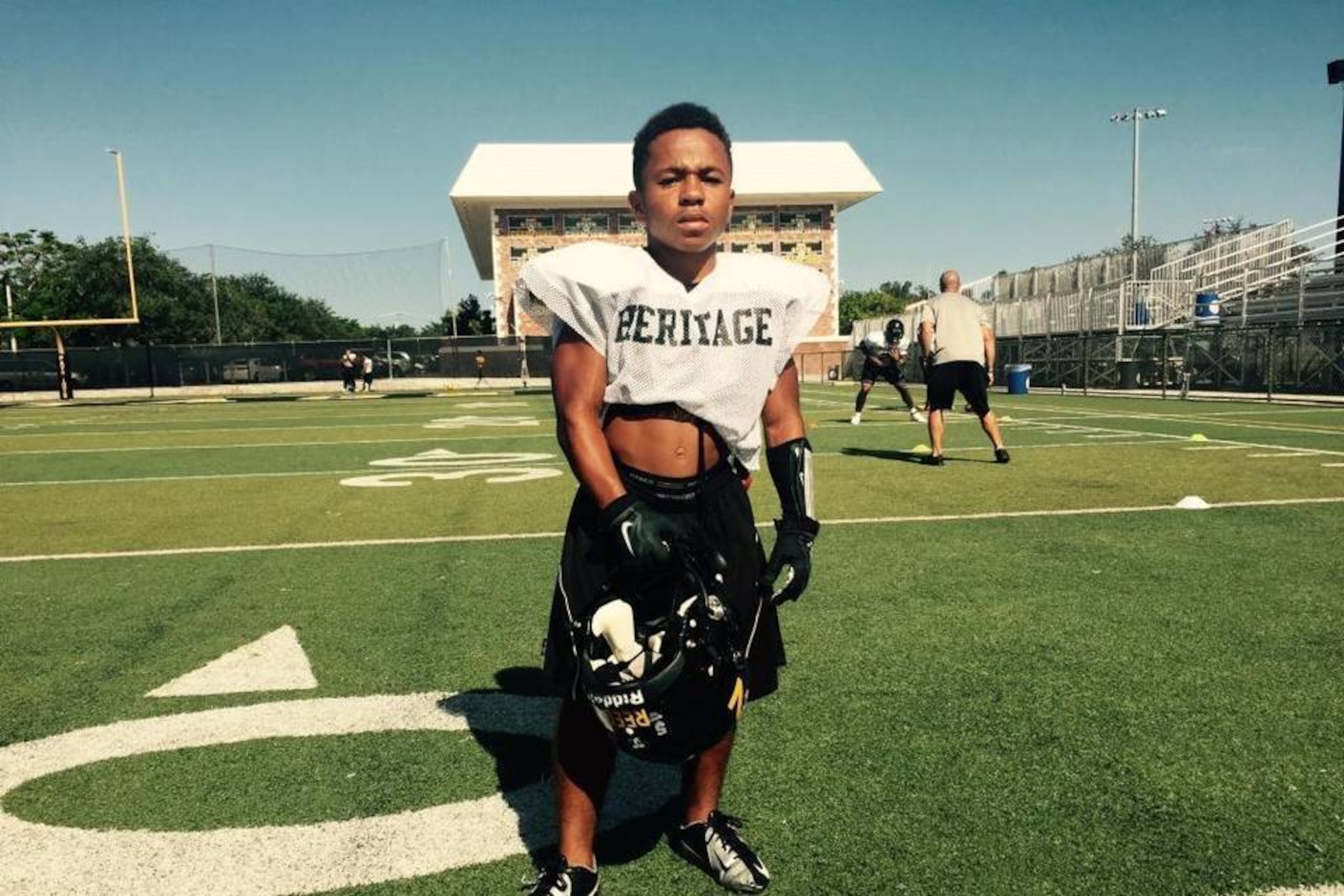 2016 RB Adam Reed, who stands just 4'5 2016 RB Adam Reed, who stands just 4'5