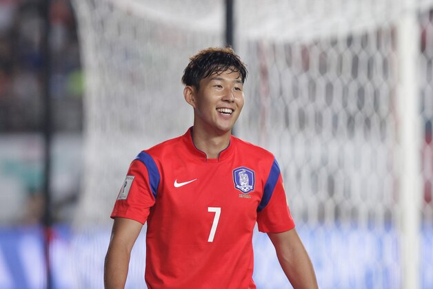 HWASUNG, SOUTH KOREA - SEPTEMBER 03: Son Heung-Min of South Korea reacts during the 2018 FIFA World Cup Qualifier Round 2 - Group G match between South Korea and Laos at Hwaseong on September 3, 2015 in Hwasung, South Korea. (Photo by Chung Sung-Jun/Getty Images) HWASUNG, SOUTH KOREA - SEPTEMBER 03: Son Heung-Min of South Korea reacts during the 2018 FIFA World Cup Qualifier Round 2 - Group G match between South Korea and Laos at Hwaseong on September 3, 2015 in Hwasung, South Korea. (Photo by Chung Sung-Jun/Getty Images)