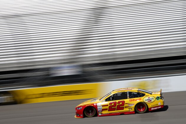 RICHMOND, VA - SEPTEMBER 11: Joey Logano, driver of the #22 Shell Pennzoil Ford, practices for the NASCAR Sprint Cup Series Federated Auto Parts 400 at Richmond International Raceway on September 11, 2015 in Richmond, Virginia.  (Photo by Chris Graythen/Getty Images)
