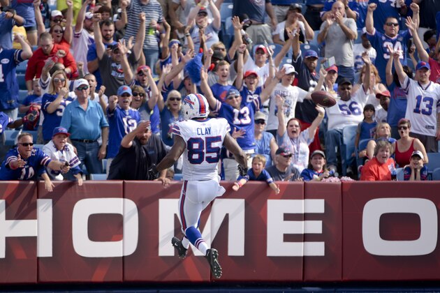 Buffalo Bills tight end Charles Clay (85) scores a touchdown against the Pittsburgh Steelers during the first half of a preseason NFL football game on Saturday, Aug. 29, 2015, in Orchard Park, N.Y. (AP Photo/Gary Wiepert)