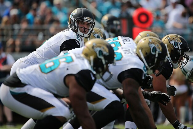 JACKSONVILLE, FL - SEPTEMBER 13:  Blake Bortles #5 of the Jacksonville Jaguars calls a play during a game against the Carolina Panthers at EverBank Field on September 13, 2015 in Jacksonville, Florida.  (Photo by Mike Ehrmann/Getty Images)