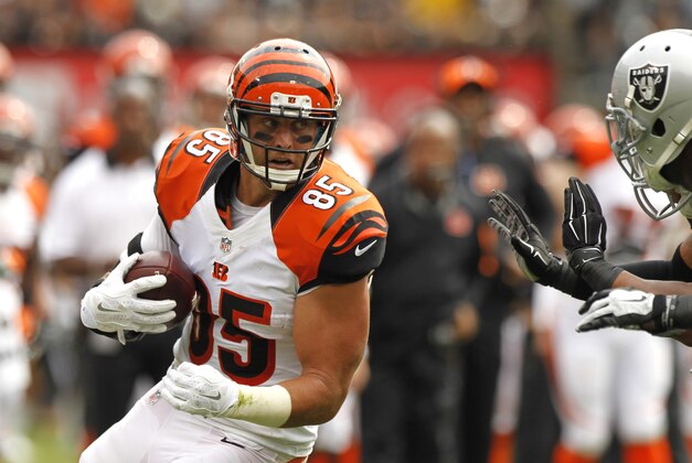 Sep 13, 2015; Oakland, CA, USA; Cincinnati Bengals tight end Tyler Eifert (85) runs with the ball after making a catch against the Oakland Raiders in the first quarter at O.co Coliseum. Mandatory Credit: Cary Edmondson-USA TODAY Sports
