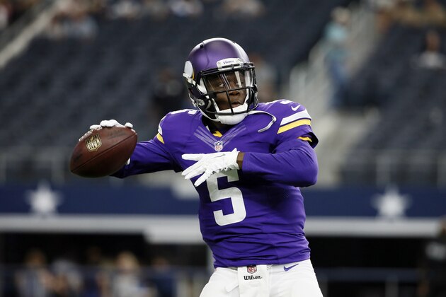 a preseason NFL football game Saturday, Aug. 29, 2015, in Arlington, Texas.  (AP Photo/Tony GutierrezMinnesota Vikings quarterback Teddy Bridgewater (5) passes the ball as he warms up before a preseason NFL football game against the Dallas Cowboys  Saturday, Aug. 29, 2015, in Arlington, Texas.  (AP Photo/Tony Gutierrez)