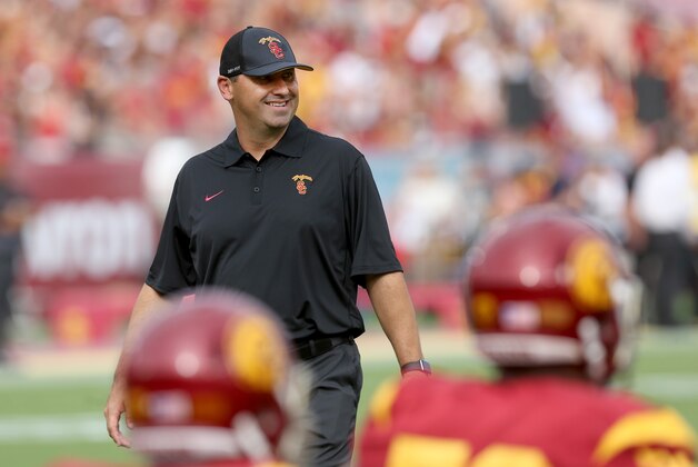 LOS ANGELES, CA - SEPTEMBER 12: Head coach Steve Sarkisian of the USC Trojans watches his team during warmups for the game with the Idaho Vandals at Los Angeles Memorial Coliseum on September 12, 2015 in Los Angeles, California. (Photo by Stephen Dunn/Getty Images) LOS ANGELES, CA - SEPTEMBER 12: Head coach Steve Sarkisian of the USC Trojans watches his team during warmups for the game with the Idaho Vandals at Los Angeles Memorial Coliseum on September 12, 2015 in Los Angeles, California. (Photo by Stephen Dunn/Getty Images)