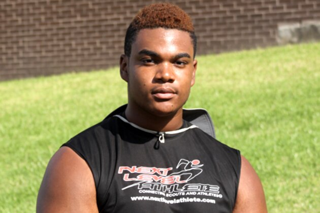 Jordan Elliott, a 4-star defensive tackle, has four of his five official visits either set or pending. He is a recent Houston decommit who also once was committed to Baylor.