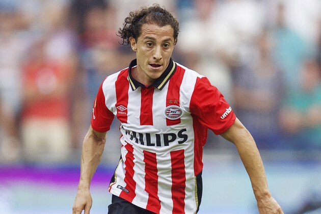 Andres Guardado of PSV during the Dutch Eredivisie match between PSV Eindhoven and Feyenoord Rotterdam at the Phillips stadium on August 30, 2015 in Eindhoven, The Netherlands(Photo by VI Images via Getty Images)