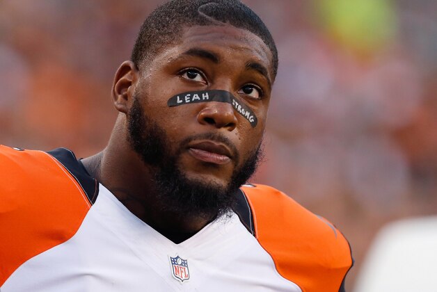Aug 14, 2015; Cincinnati, OH, USA; Cincinnati Bengals defensive tackle Devon Still (75) against the New York Giants in a preseason NFL football game at Paul Brown Stadium. The Bengals won 23-10. Mandatory Credit: Aaron Doster-USA TODAY Sports