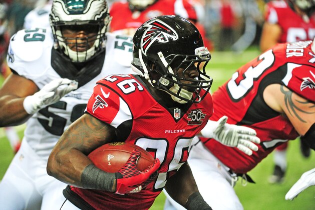 ATLANTA, GA - SEPTEMBER 14: Tevin Coleman #26 of the Atlanta Falcons carries the ball against the Philadelphia Eagles at the Georgia Dome on September 14, 2015 in Atlanta, Georgia. (Photo by Scott Cunningham/Getty Images)