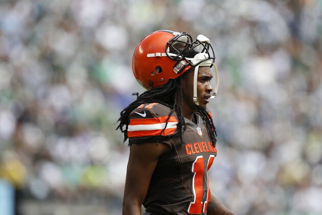 Cleveland Browns wide receiver Travis Benjamin (11) waits for play to resume during the first half of an NFL football game against the New York Jets Sunday, Sept. 13, 2015 in East Rutherford, N.J. (AP Photo/Kathy Willens) Cleveland Browns wide receiver Travis Benjamin (11) waits for play to resume during the first half of an NFL football game against the New York Jets Sunday, Sept. 13, 2015 in East Rutherford, N.J. (AP Photo/Kathy Willens)