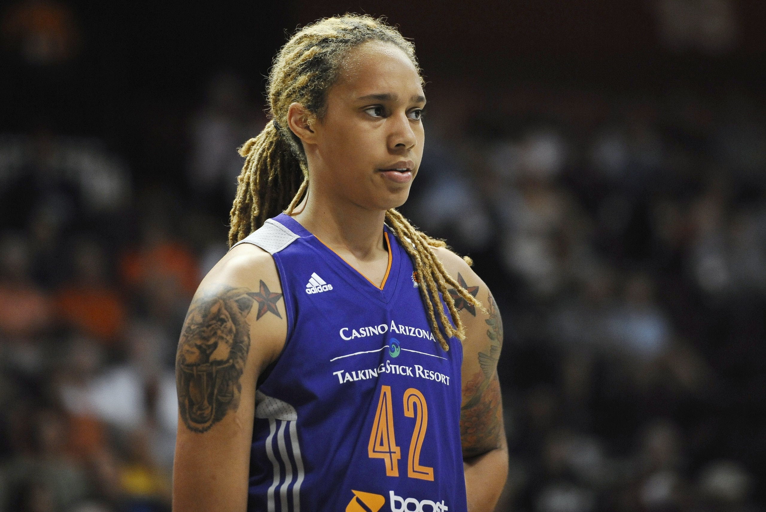 Phoenix Mercury’s Brittney Griner during a WNBA basketball game against the Connecticut Sun, Thursday, Aug. 27, 2015, in Uncasville, Conn. (AP Photo/Jessica Hill)