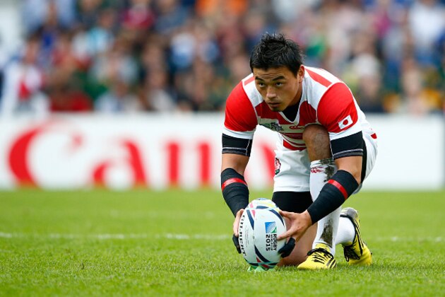 BRIGHTON, ENGLAND - SEPTEMBER 19:  Ayumu Goromaru of Japan lines up a penalty during the 2015 Rugby World Cup Pool B match between South Africa and Japan at the Brighton Community Stadium on September 19, 2015 in Brighton, United Kingdom.  (Photo by Julian Finney/Getty Images)
