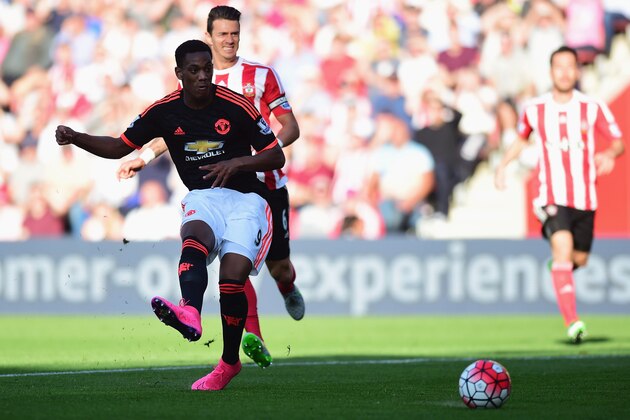 SOUTHAMPTON, ENGLAND - SEPTEMBER 20:  Anthony Martial of Manchester United scores his and his team's second goal during the Barclays Premier League match between Southampton and Manchester United at St Mary's Stadium on September 20, 2015 in Southampton, United Kingdom.  (Photo by Alex Broadway/Getty Images)