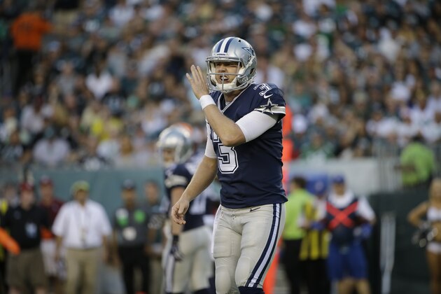 Dallas Cowboys' Brandon Weeden in action during the second half of an NFL football game against the Philadelphia Eagles, Sunday, Sept. 20, 2015, in Philadelphia. (AP Photo/Matt Rourke)