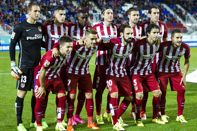 EIBAR, SPAIN - SEPTEMBER 19:  Club Atletico de Madrid line up for a team photo prior to the start the La Liga match between SD Eibar andÊAtletico de MadridÊat Ipurua Municipal Stadium on September 19, 2015 in Eibar, Spain.  (Photo by Juan Manuel Serrano Arce/Getty Images)