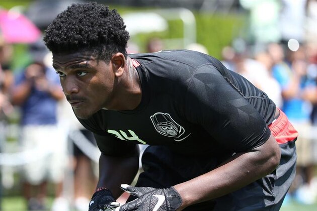 2017 5-Star CB Deangelo Gibbs was one of many stud recruits who were on hand for the Alabama vs. Ole Miss game last Saturday.