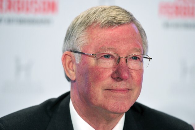 Former Manchester United manager Alex Ferguson holds a press conference to mark the launch of his new book 'My Autobiography' in central London on October 22, 2013. Ferguson launched his new autobiography, lifting the lid on his relationships with stars such as David Beckham, Cristiano Ronaldo, Roy Keane and Wayne Rooney. AFP PHOTO/CARL COURT        (Photo credit should read CARL COURT/AFP/Getty Images)