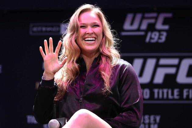 SYDNEY, AUSTRALIA - SEPTEMBER 17:  Ronda Rousey waves to fans during a UFC 193 Sydney Fan Event on September 17, 2015 in Sydney, Australia.  (Photo by Brendon Thorne/Zuffa LLC/Zuffa LLC via Getty Images)