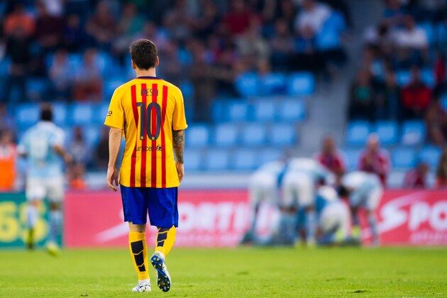 VIGO, SPAIN - SEPTEMBER 23:  Lionel Messi of FC Barcelona looks dejected after Iago Aspas of Celta Vigo scored his team's second goal during the La Liga match between Celta Vigo and FC Barcelona at Estadio Balaidos on September 23, 2015 in Vigo, Spain.  (Photo by Alex Caparros/Getty Images)