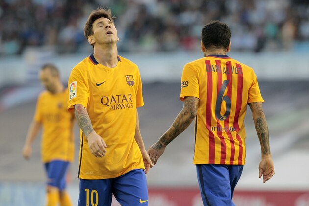 Barcelona's Lionel Messi from Argentina, gestures during a Spanish La Liga soccer match between RC Celta and FC Barcelona, at the Balaídos stadium in Vigo, Spain, Wednesday, Sept. 23, 2015. (AP Photo/Lalo R. Villar)