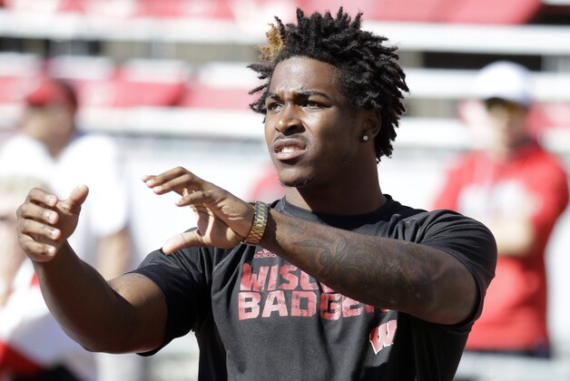 Wisconsin's Corey Clement catches a ball before an NCAA college football game against Miami of Ohio Saturday, Sept. 12, 2015, in Madison, Wis. (AP Photo/Morry Gash)