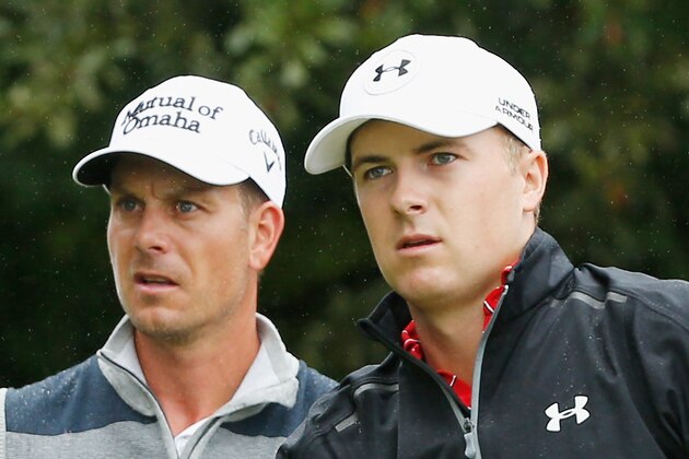ATLANTA, GA - SEPTEMBER 26:  Jordan Spieth of the United States (R) watches his tee shot on the third hole as Henrik Stenson of Sweden looks on during the third round of the TOUR Championship By Coca-Cola at East Lake Golf Club on September 26, 2015 in Atlanta, Georgia  (Photo by Scott Halleran/Getty Images)