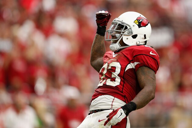 GLENDALE, AZ - SEPTEMBER 27: Running back Chris Johnson #23 of the Arizona Cardinals celebrates after a touchdown in the second quarter of the NFL game against the San Francisco 49ers at the University of Phoenix Stadium on September 27, 2015 in Glendale, Arizona.  (Photo by Christian Petersen/Getty Images)