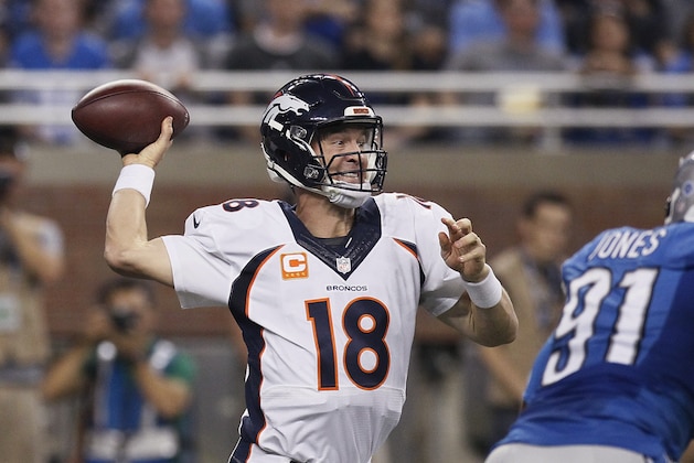 Peyton Manning, de los Broncos de Denver, lanza un pase en el encuentro del domingo 27 de septiembre de 2015, ante los Lions de Detroit (AP Foto/Duane Burleson) Peyton Manning, de los Broncos de Denver, lanza un pase en el encuentro del domingo 27 de septiembre de 2015, ante los Lions de Detroit (AP Foto/Duane Burleson)