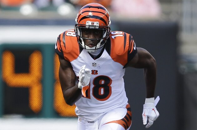 Cincinnati Bengals wide receiver A.J. Green runs on a play in the first half of an NFL football game against the San Diego Chargers, Sunday, Sept. 20, 2015, in Cincinnati. (AP Photo/Darron Cummings)
