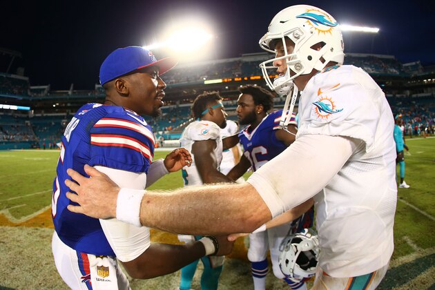MIAMI GARDENS, FL - SEPTEMBER 27: Tyrod Taylor #5 of the Buffalo Bills shakes hands with Ryan Tannehill #17 of the Miami Dolphins after the game at Sun Life Stadium on September 27, 2015 in Miami Gardens, Florida.  (Photo by Rob Foldy/Getty Images)