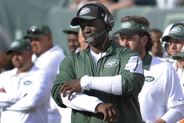 New York Jets head coach Todd Bowles reacts after a Jets' turnover during the fourth quarter of an NFL football game against the Philadelphia Eagles, Sunday, Sept. 27, 2015, in East Rutherford, N.J. (AP Photo/Bill Kostroun)