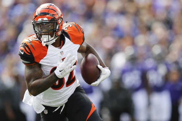 Cincinnati Bengals running back Jeremy Hill (32) carries the ball during the first half of an NFL football game against the XXX in Baltimore, Sunday, Sept. 27, 2015. (AP Photo/Patrick Semansky)