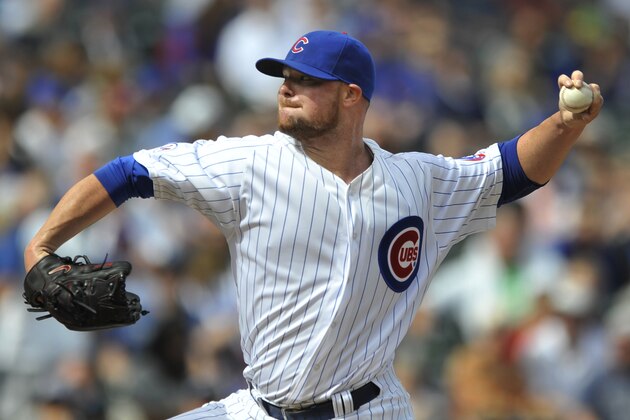 Chicago Cubs starter Jon Lester delivers a pitch during the first inning of a baseball game against the Pittsburgh Pirates Friday, Sept. 25, 2015 in Chicago. (AP Photo/Paul Beaty)