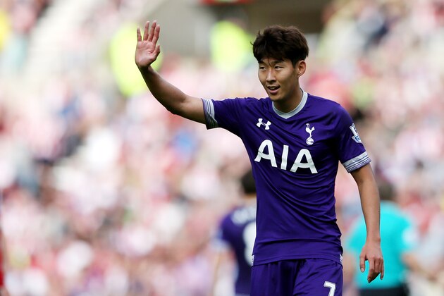 Tottenham Hotspur's Heung-Min Son gestures during their English Premier League soccer match between Sunderland and Tottenham Hotspur at the Stadium of Light, Sunderland, England, Sunday, Sept. 13, 2015. (AP Photo/Scott Heppell)