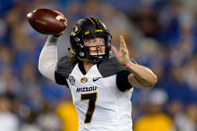 LEXINGTON, KY - SEPTEMBER 26:  Maty Mauk #7 of the Missouri Tigers passes against the Kentucky Wildcats at Commonwealth Stadium on September 26, 2015 in Lexington, Kentucky. (Photo by Dylan Buell/Getty Images)
