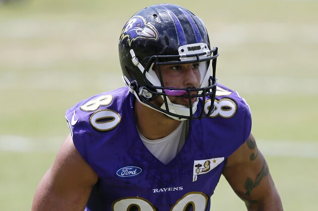 Baltimore Ravens tight end Crockett Gillmore runs during NFL football training camp, Tuesday, Aug. 11, 2015, in Owings Mills, Md. (AP Photo/Patrick Semansky)