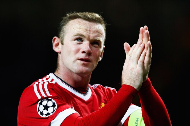 MANCHESTER, ENGLAND - SEPTEMBER 30:  Wayne Rooney of Manchester United applauds the crowd after victory in the UEFA Champions League Group B match between Manchester United FC and VfL Wolfsburg at Old Trafford on September 30, 2015 in Manchester, United Kingdom.  (Photo by Dean Mouhtaropoulos/Getty Images)