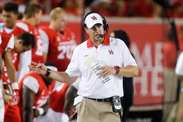 HOUSTON, TX - SEPTEMBER 05:  Head coach Tom Herman of the Houston Cougars walks the sidelines during the second half against the Tennessee Tech Golden Eagles  on September 5, 2015 in Houston, Texas.  (Photo by Bob Levey/Getty Images)
