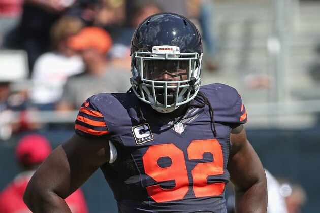CHICAGO, IL - SEPTEMBER 13: Pernell McPhee #92 of the Chicago Bears awaits the start of play against the Green Bay Packers at Soldier Field on September 13, 2015 in Chicago, Illinois. The Packers defeated the Bears 31-23. (Photo by Jonathan Daniel/Getty Images)