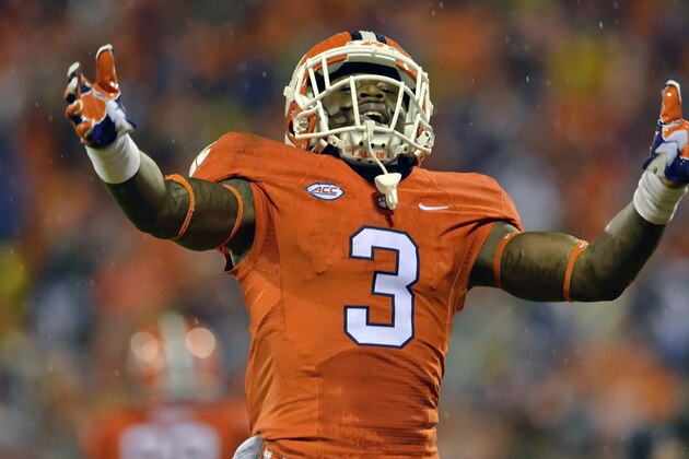 Clemson's Artavis Scott reacts after scoring a touchdown during the first half of an NCAA college football game against Notre Dame, Saturday, Oct. 3, 2015, in Clemson, S.C. (AP Photo/Richard Shiro)