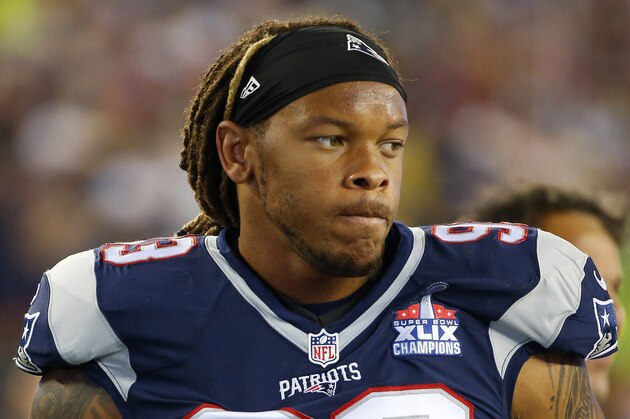 New England Patriots defensive end Jabaal Sheard before an NFL football game against the Pittsburgh Steelers Thursday, Sept. 10, 2015, in Foxborough, Mass. (AP Photo/Winslow Townson)